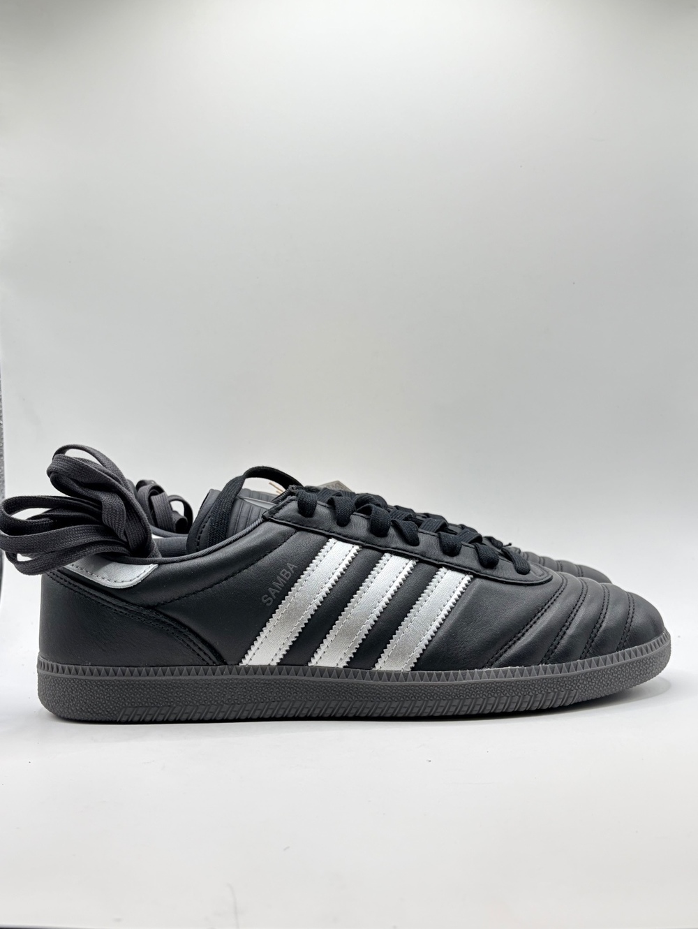 Adidas Samba Japan Black Silver Men's Size 10.5 Sneakers